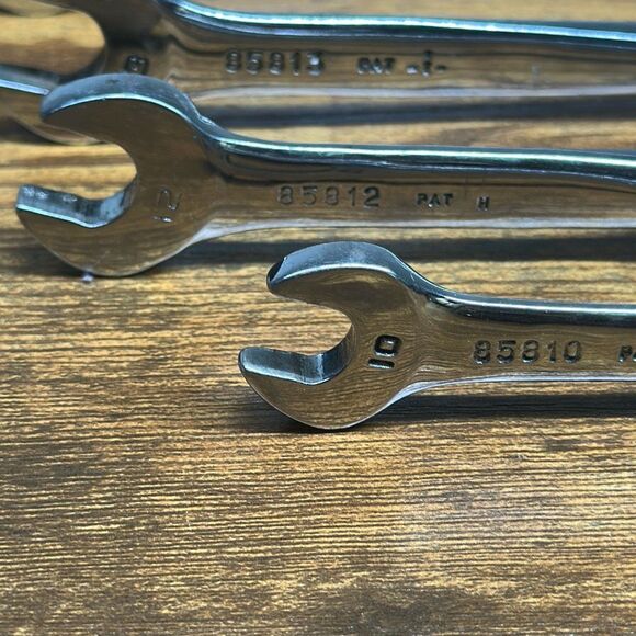 GEARWRENCH 10mm 12mm 13mm 14mm 15mm Metric  Combination Ratcheting Wrench Set - Picture 2 of 9